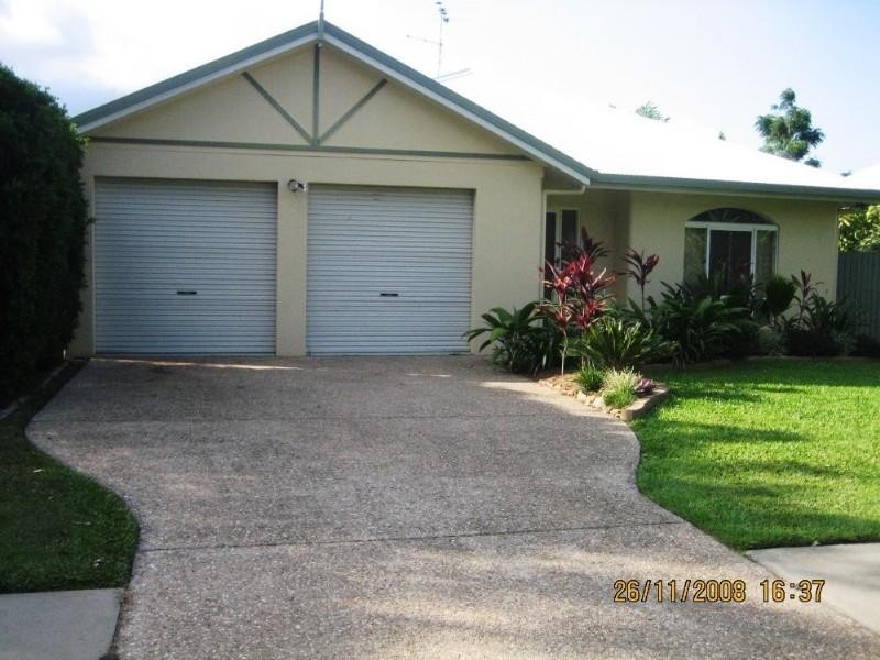 12 Moore Road, Kewarra Beach QLD 4879