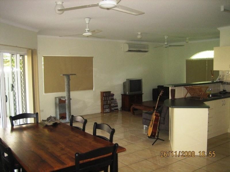 12 Moore Road, Kewarra Beach QLD 4879