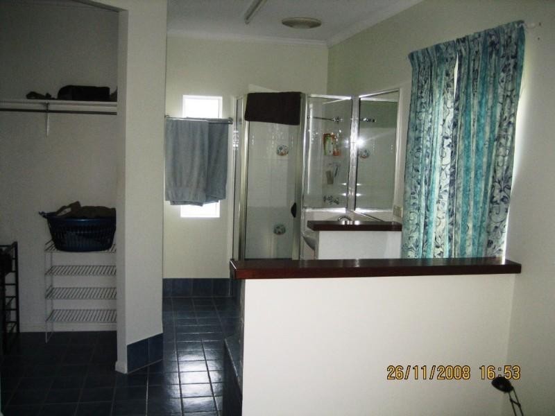 12 Moore Road, Kewarra Beach QLD 4879