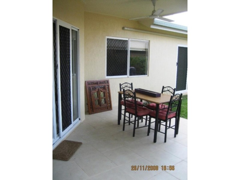 12 Moore Road, Kewarra Beach QLD 4879