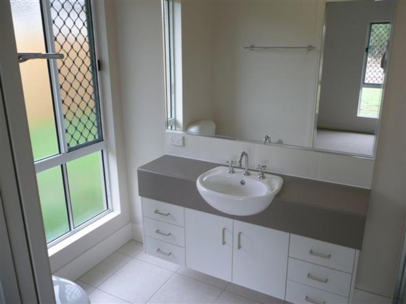 87 Roberts Drive, Trinity Beach QLD 4879