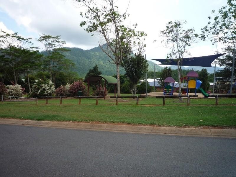 Redlynch QLD 4870