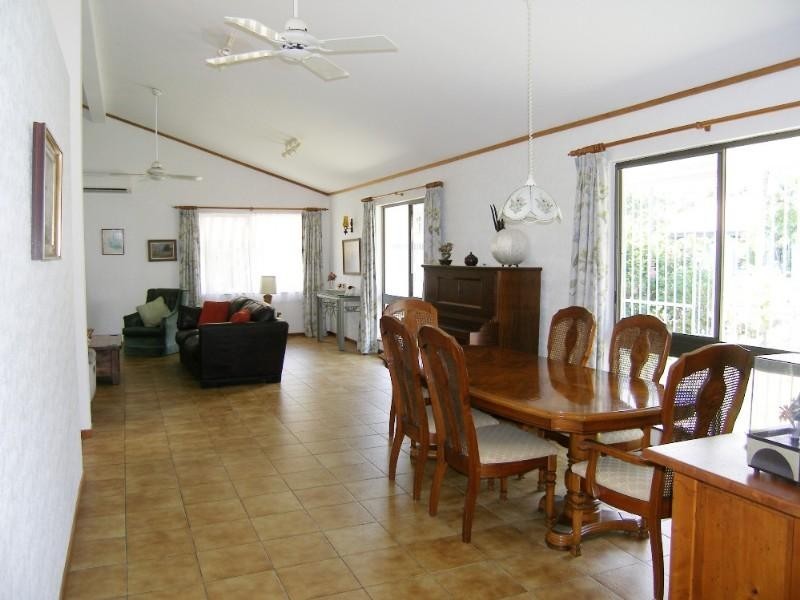 Clifton Beach QLD 4879