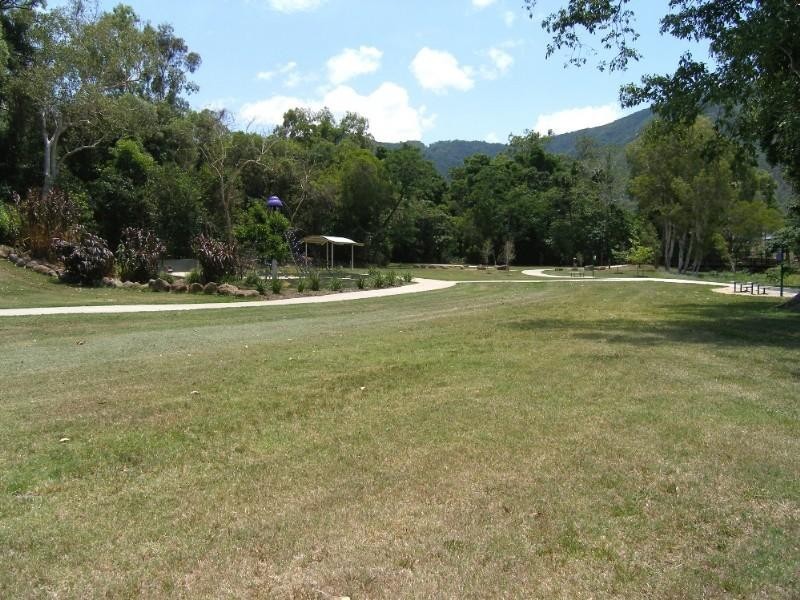 Clifton Beach QLD 4879