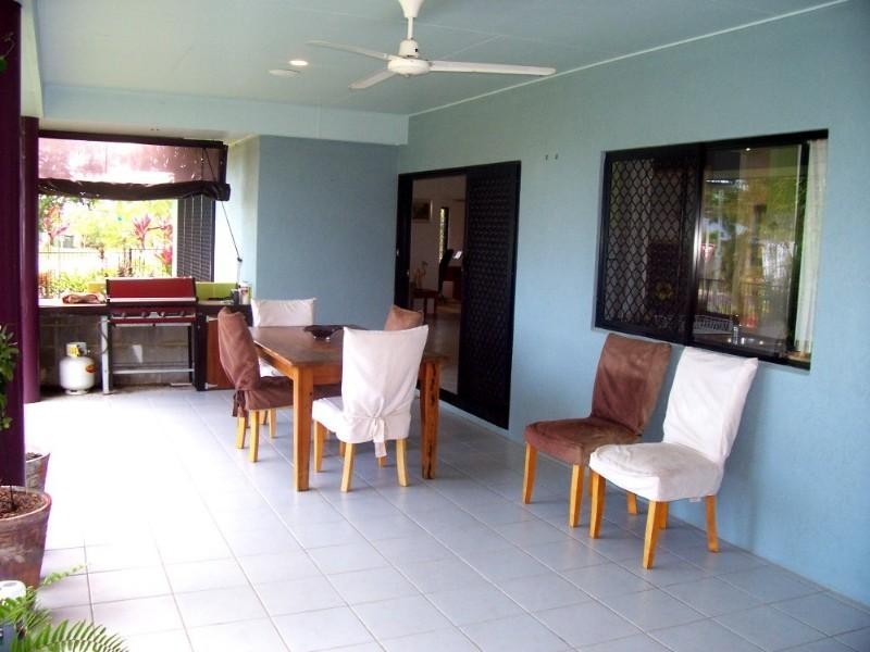 Kewarra Beach QLD 4879