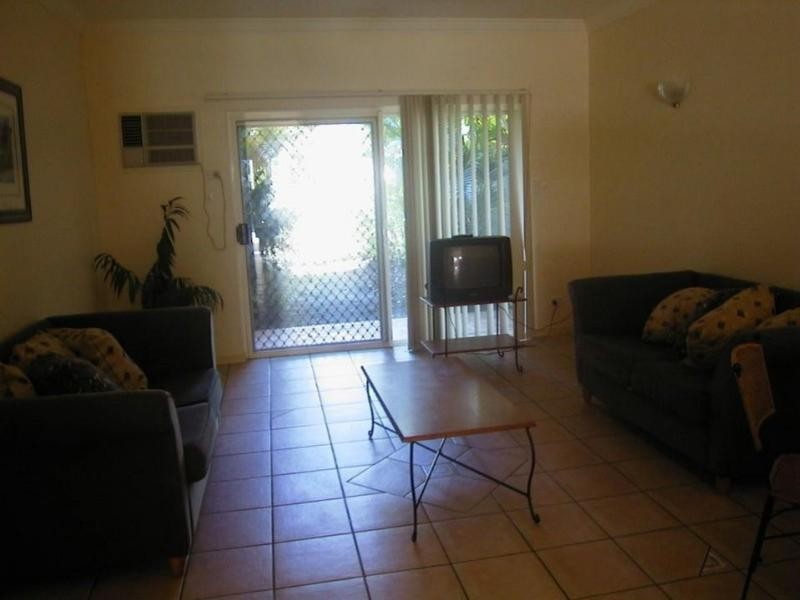 8/35 Rutherford Street, Yorkeys Knob QLD 4878