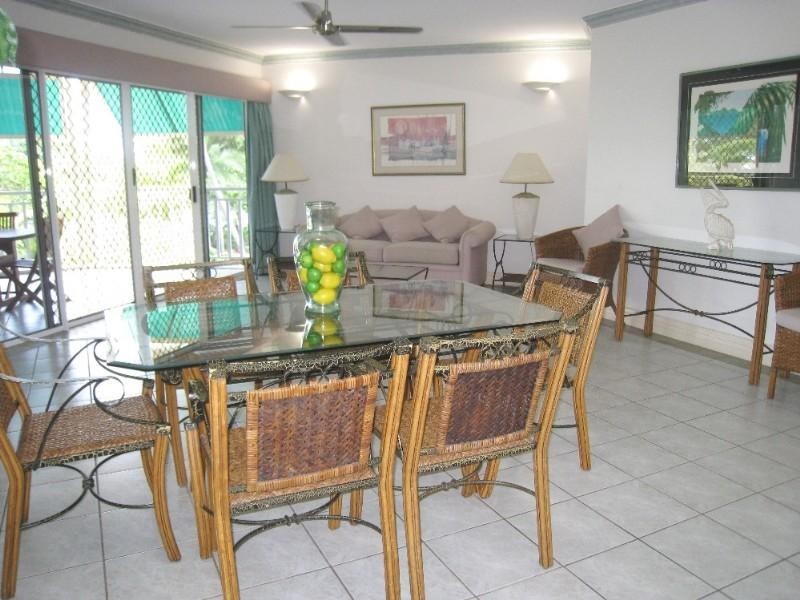 Trinity Beach QLD 4879