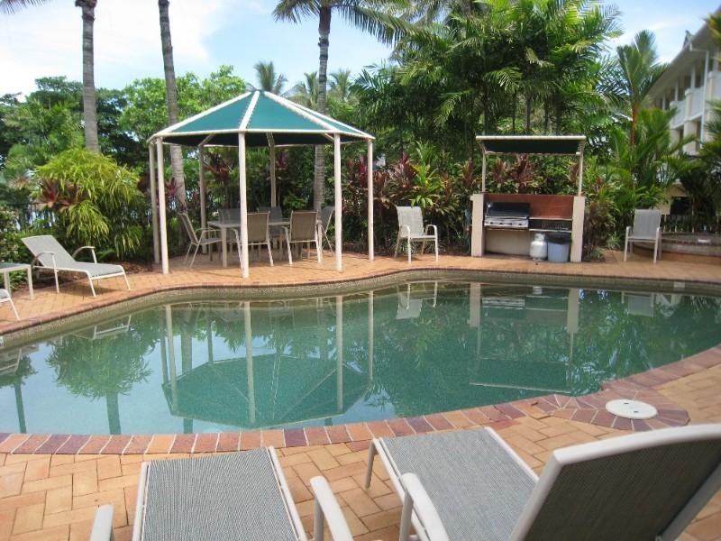 Trinity Beach QLD 4879