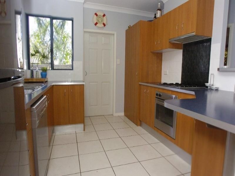 15 Sago Close, Palm Cove QLD 4879