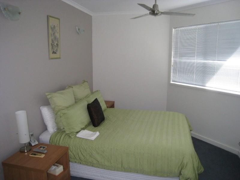 Yorkeys Knob QLD 4878