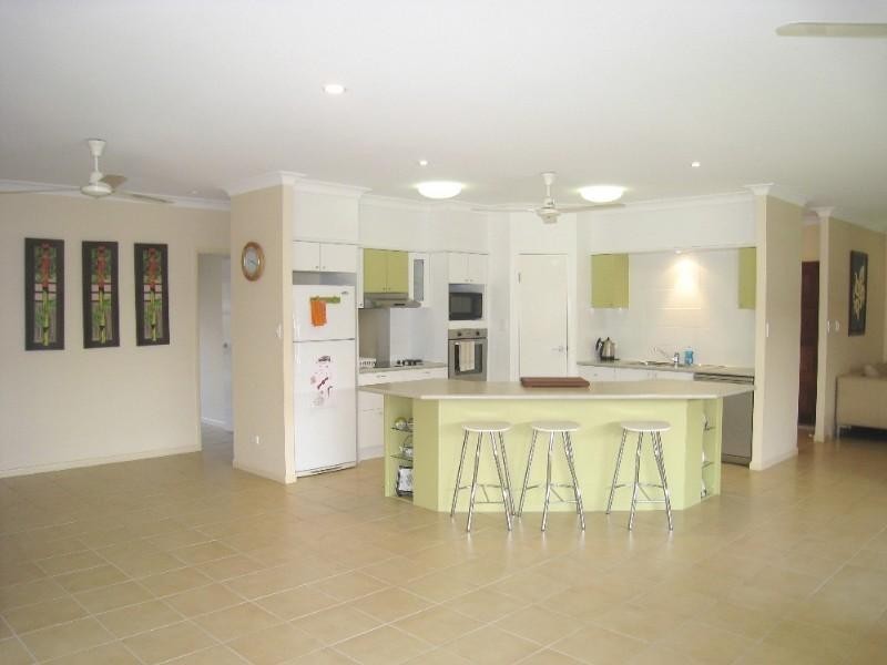 Kewarra Beach QLD 4879