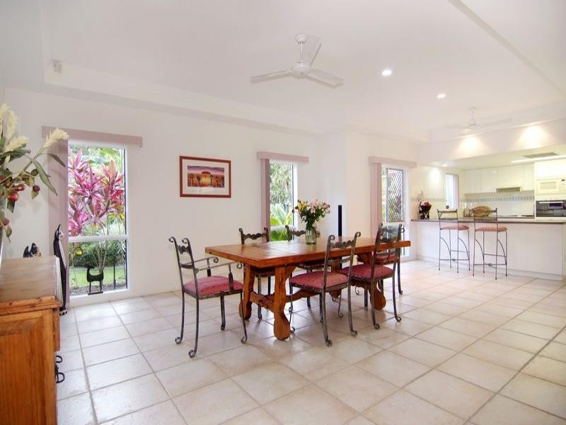 Clifton Beach QLD 4879