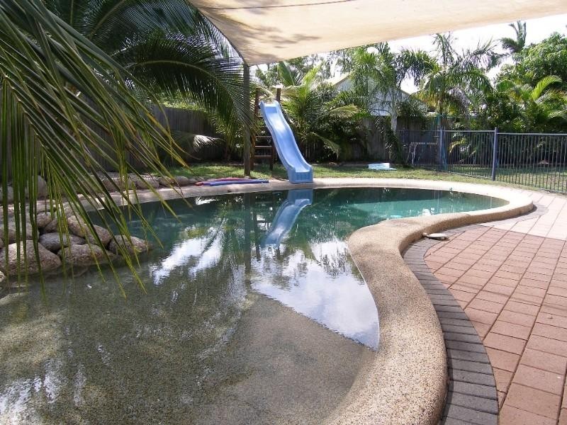 Yorkeys Knob QLD 4878