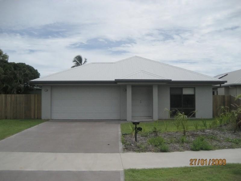 3 Seton Street, Trinity Park QLD 4879