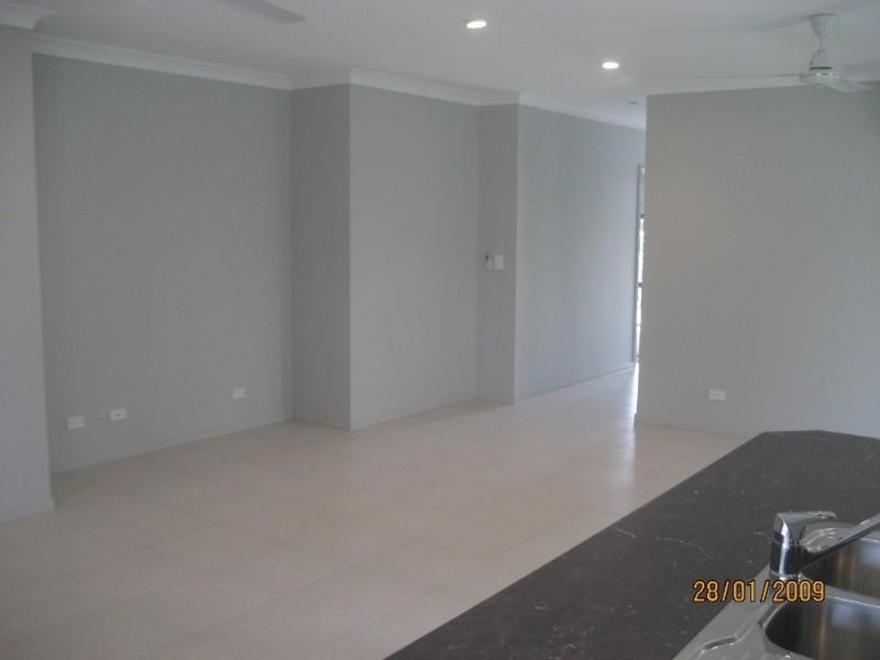 3 Seton Street, Trinity Park QLD 4879