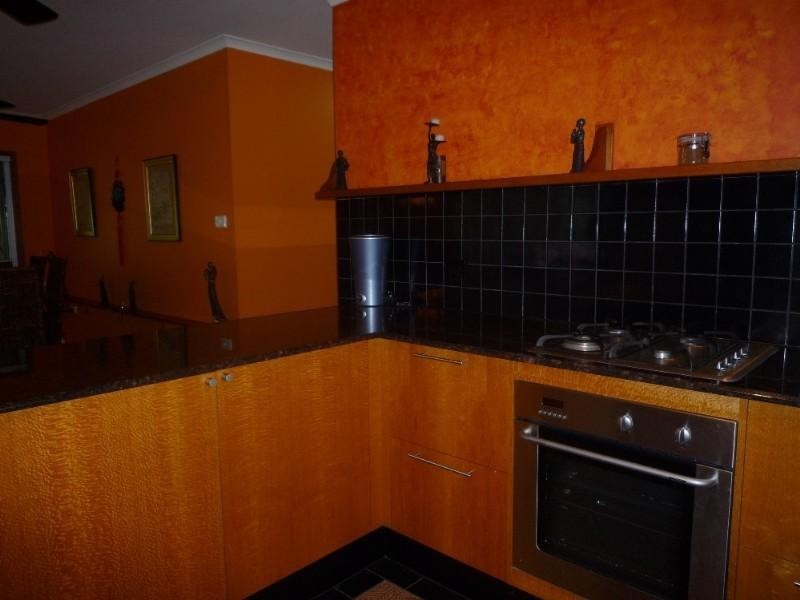 Holloways Beach QLD 4878