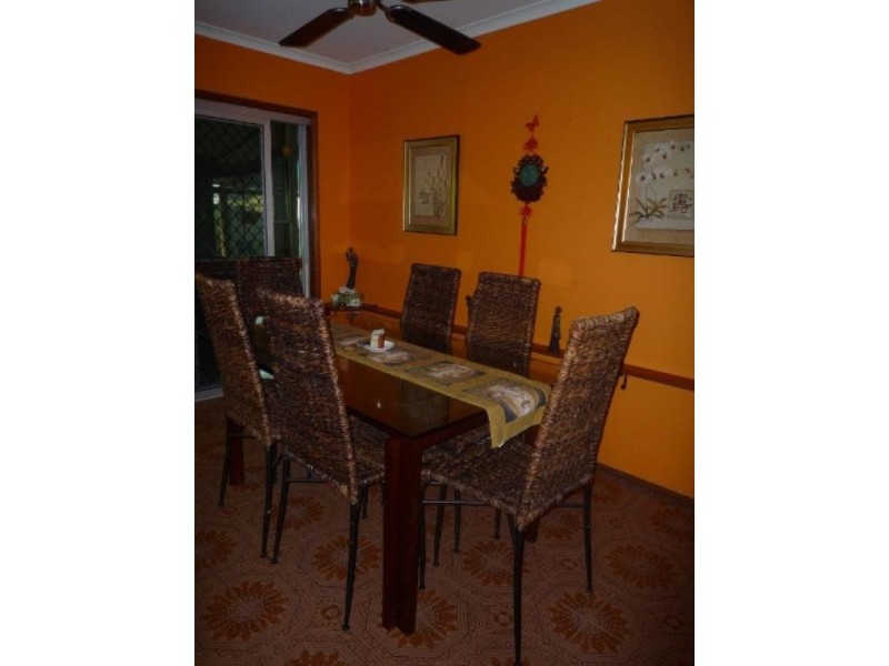 Holloways Beach QLD 4878