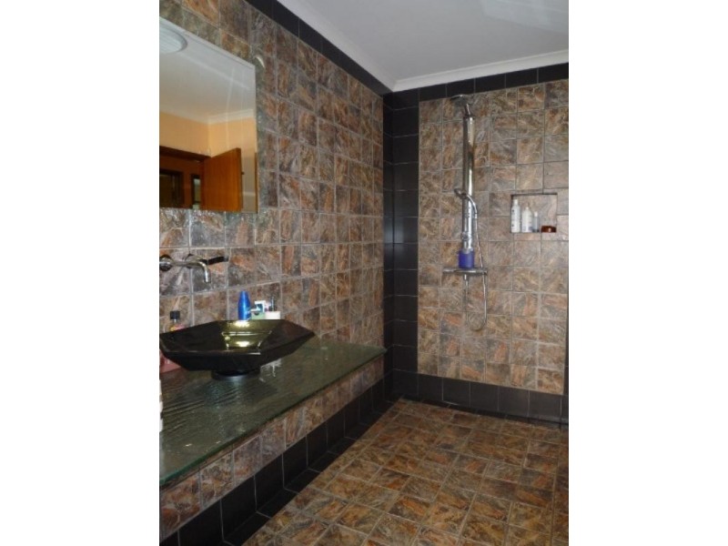 Holloways Beach QLD 4878