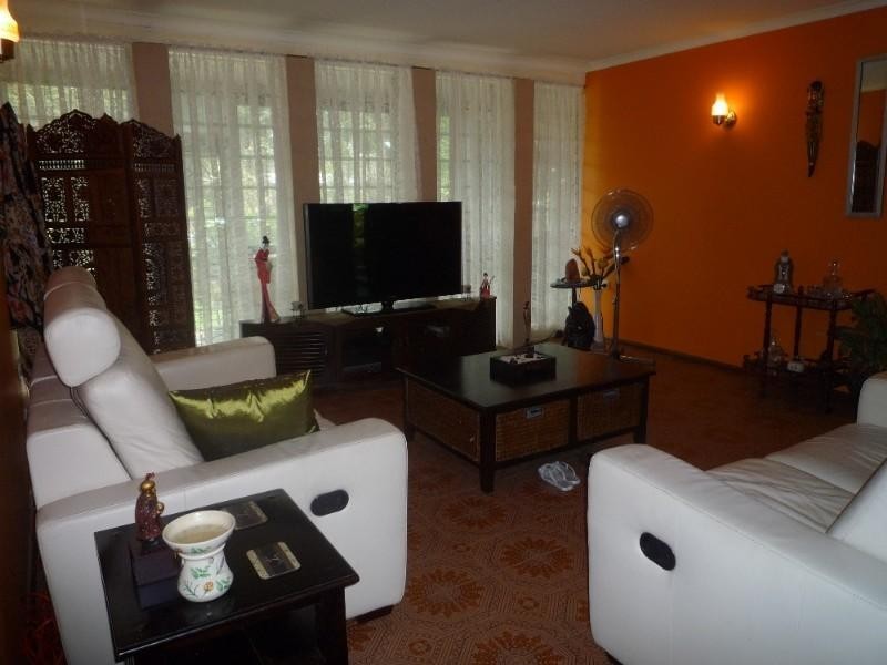 Holloways Beach QLD 4878