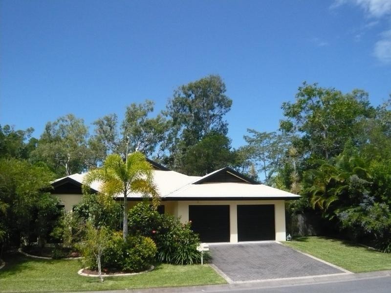 6 Tribulation Close, Kewarra Beach QLD 4879