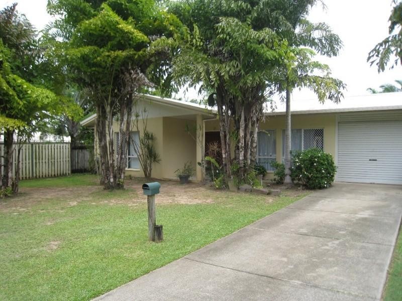 Kewarra Beach QLD 4879