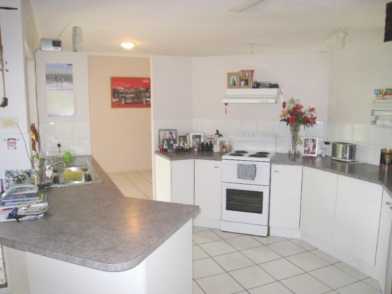 Kewarra Beach QLD 4879