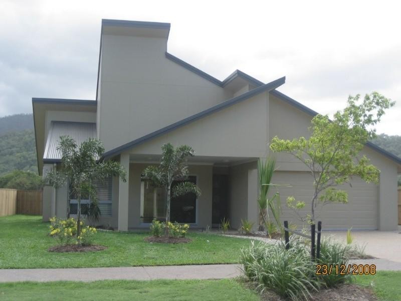 113 Roberts Drive, Trinity Beach QLD 4879