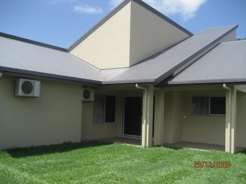 113 Roberts Drive, Trinity Beach QLD 4879