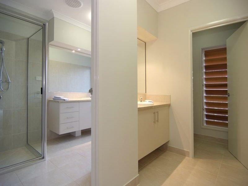 22 Orana Street, Caravonica QLD 4878