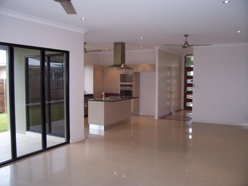 Kewarra Beach QLD 4879