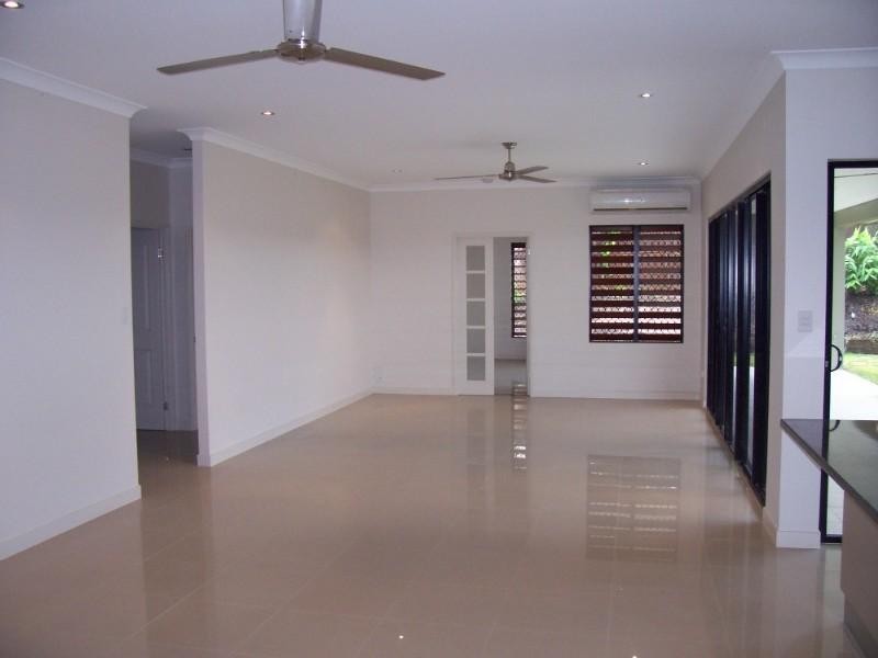 Kewarra Beach QLD 4879