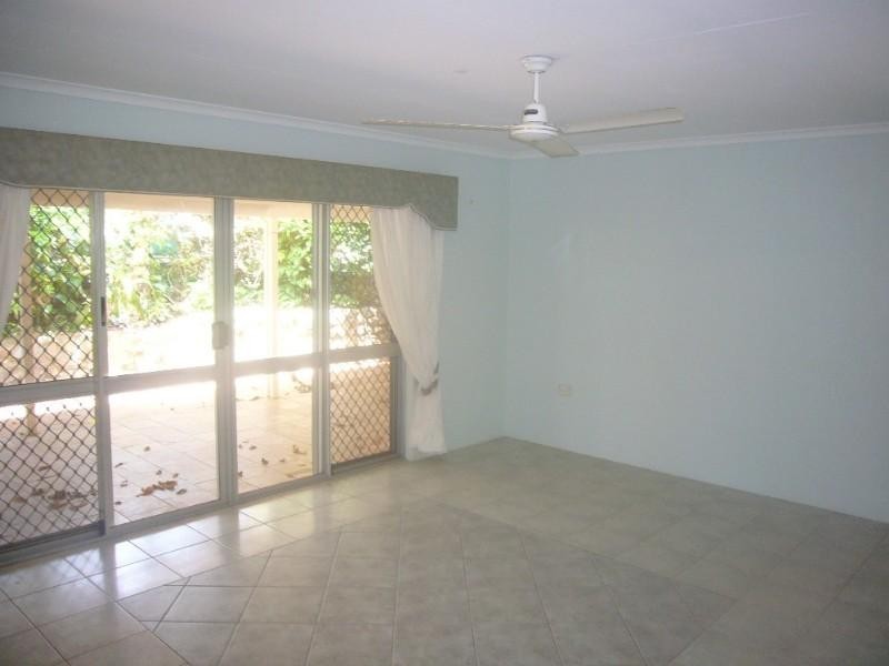 Trinity Beach QLD 4879