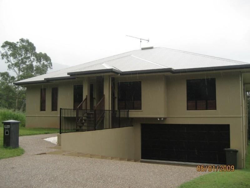 Kewarra Beach QLD 4879