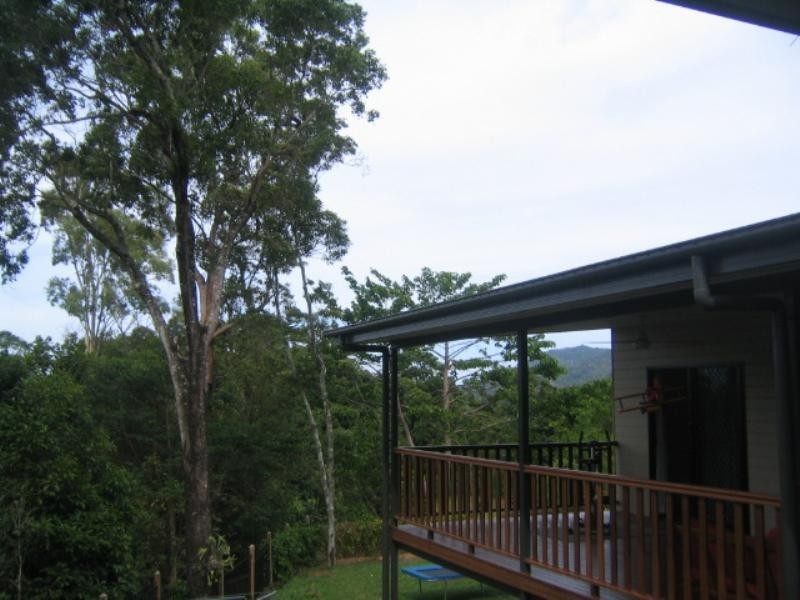 34 Daphne Street, Redlynch QLD 4870
