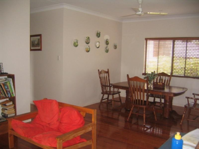 34 Daphne Street, Redlynch QLD 4870
