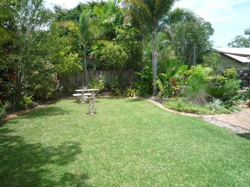 Kewarra Beach QLD 4879