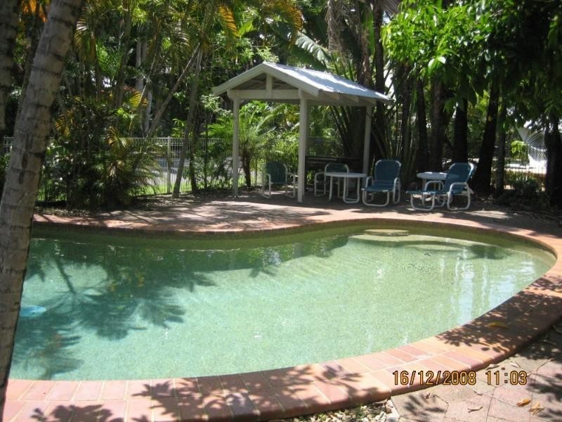 4/13 Amphora Street, Palm Cove QLD 4879