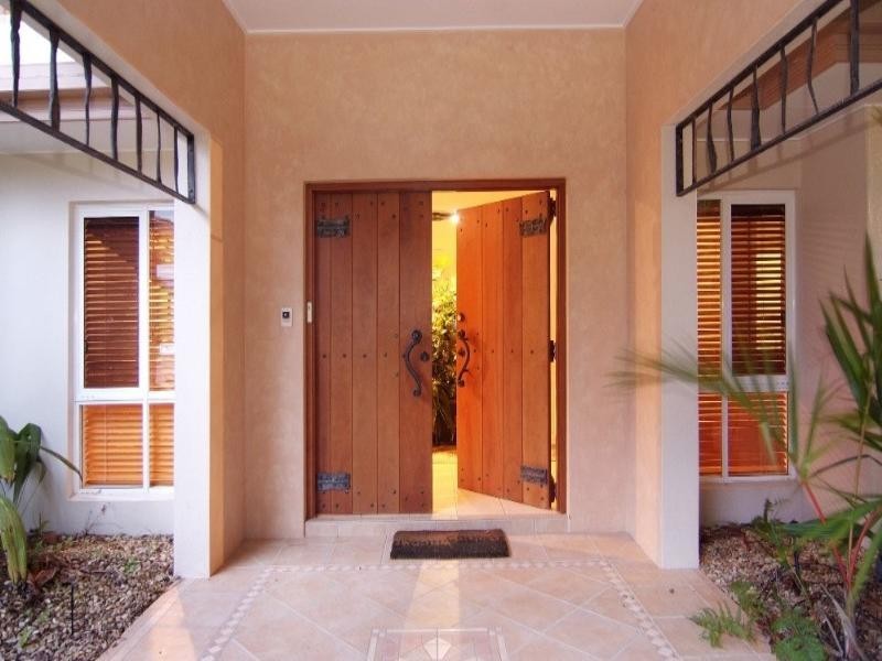 Clifton Beach QLD 4879