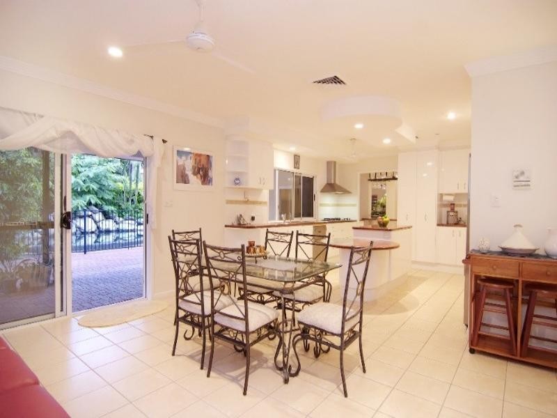 Clifton Beach QLD 4879