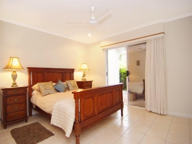 Clifton Beach QLD 4879