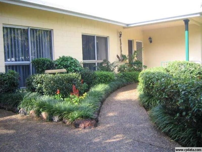 40 Manus Street, Trinity Beach QLD 4879