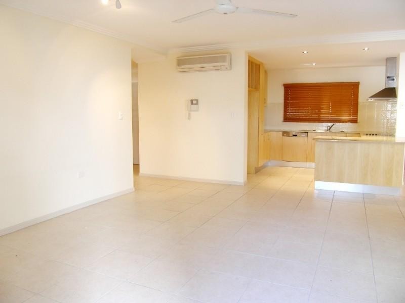 5/77 Arlington Esplanade, Clifton Beach QLD 4879