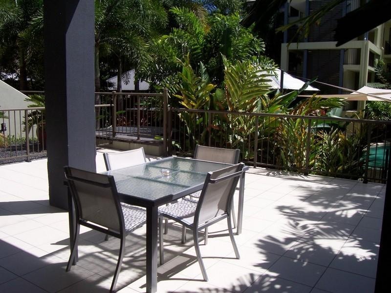 8/63 Vasey Esplanade, Trinity Beach QLD 4879