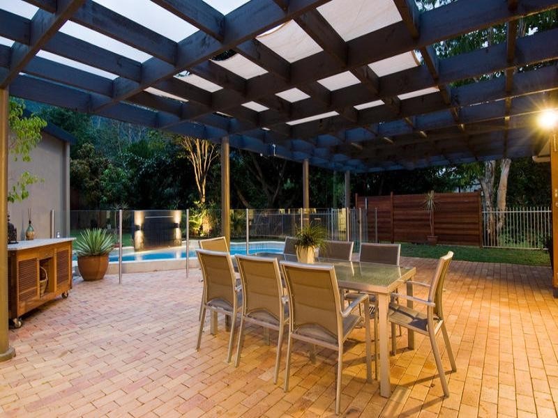 1 Satinash Close, Redlynch QLD 4870
