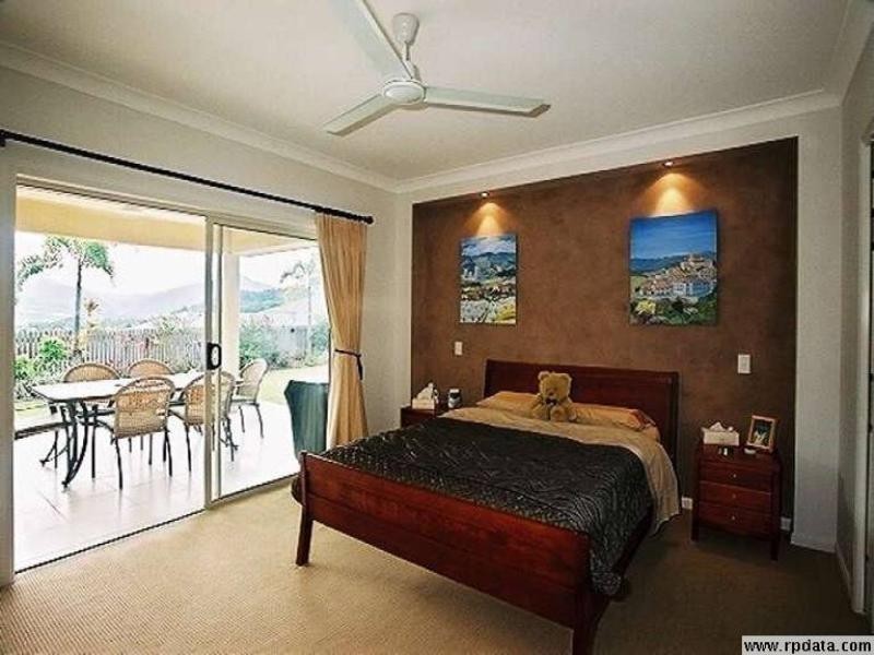 28 Findlay Street, Brinsmead QLD 4870