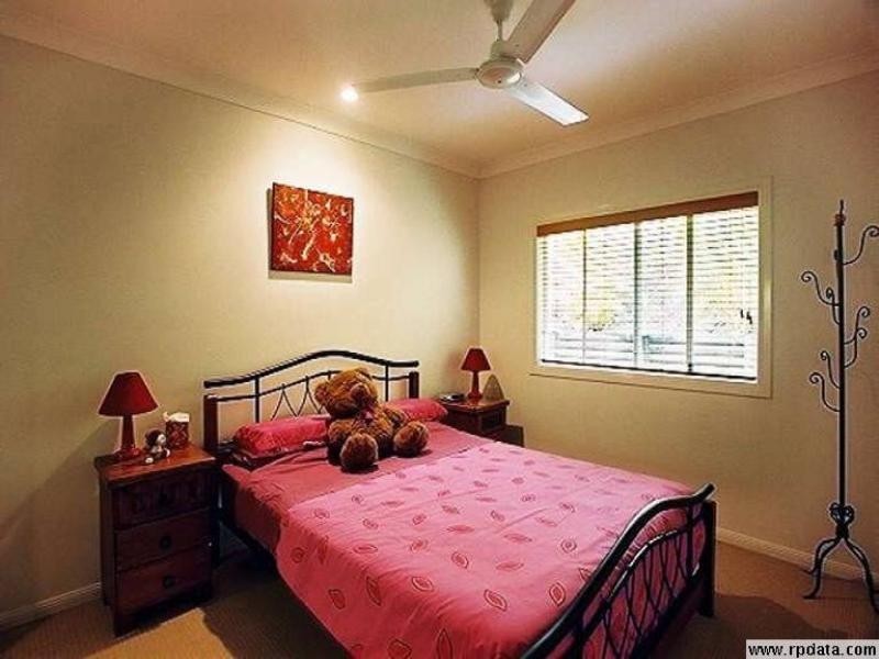 28 Findlay Street, Brinsmead QLD 4870