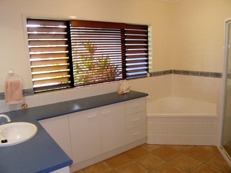 Clifton Beach QLD 4879