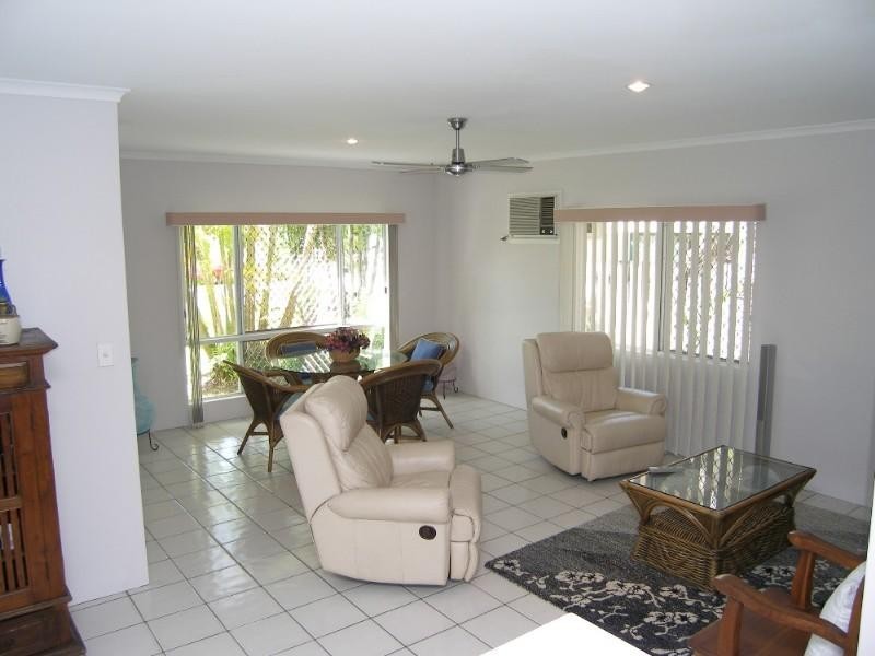 23 Cyprea Close, Trinity Beach QLD 4879