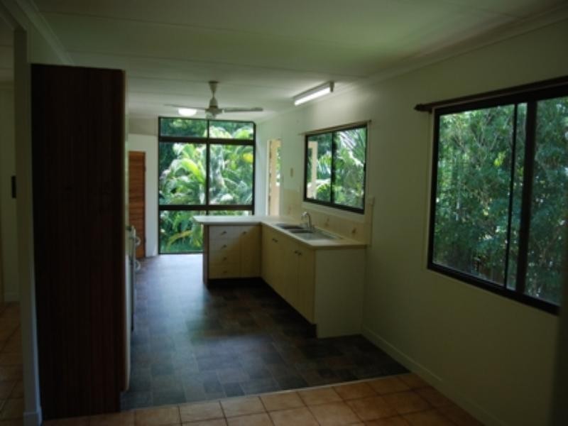 7 Todd Close, Brinsmead QLD 4870