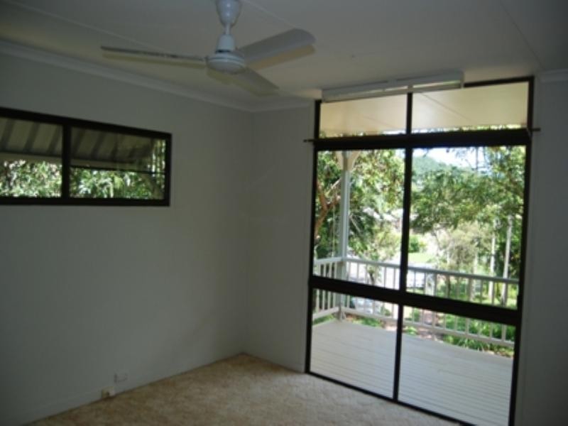 7 Todd Close, Brinsmead QLD 4870